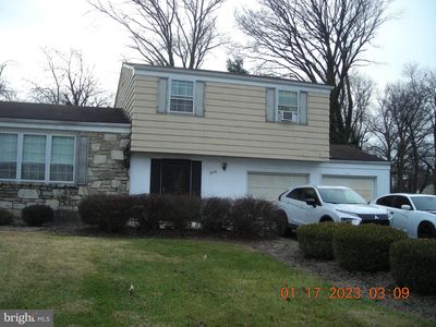 5950 Griscomb Dr, Bensalem, PA, 19020