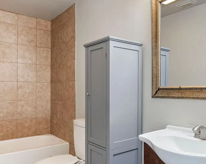 206 Waters Edge — Photo 19