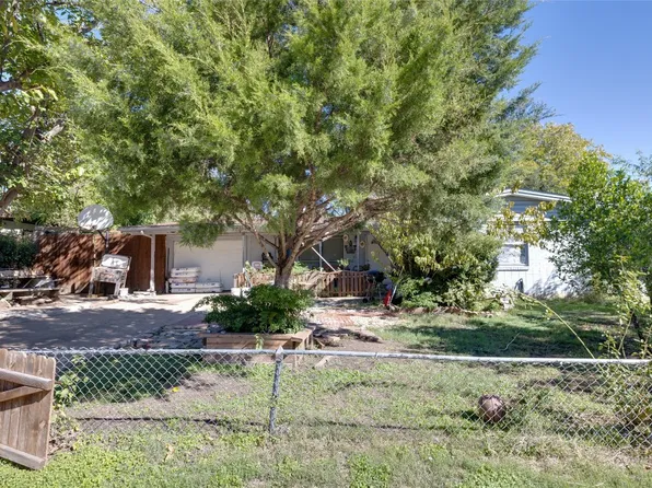 2313 Roberts Cir, Arlington, TX 76010