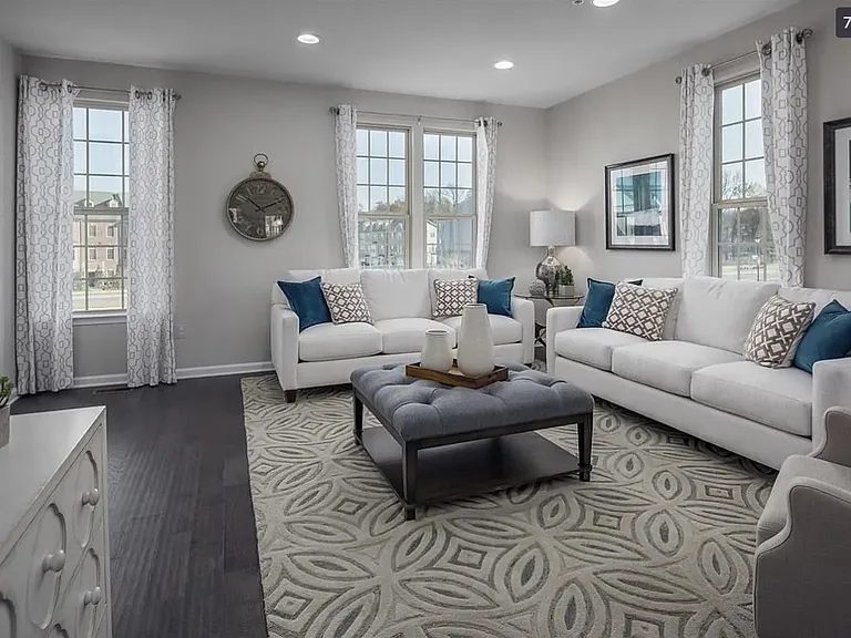 707 Channing Park Cir — Photo 6