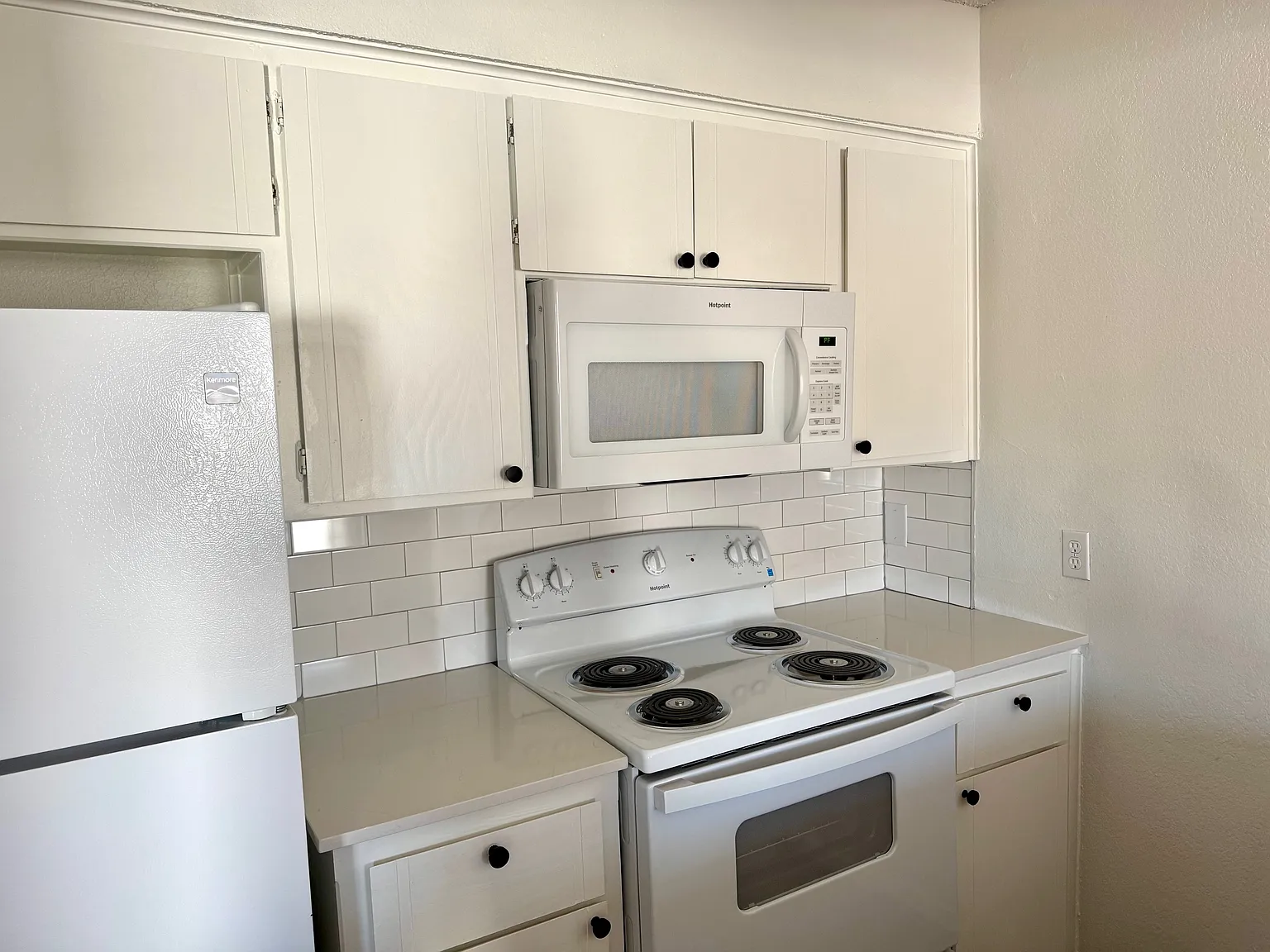 1 bed, 625 sqft, $820 — Photo 2
