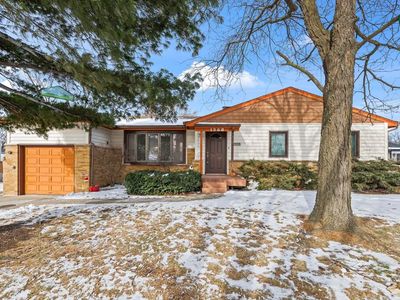 1368 E Palatine Rd, Palatine, IL, 60074