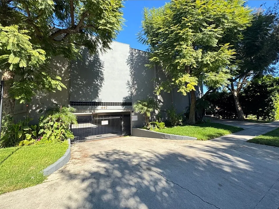 447 W Elk Ave #F