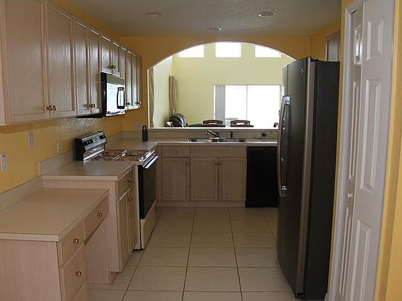 4th image of 4384 Creekside Blvd