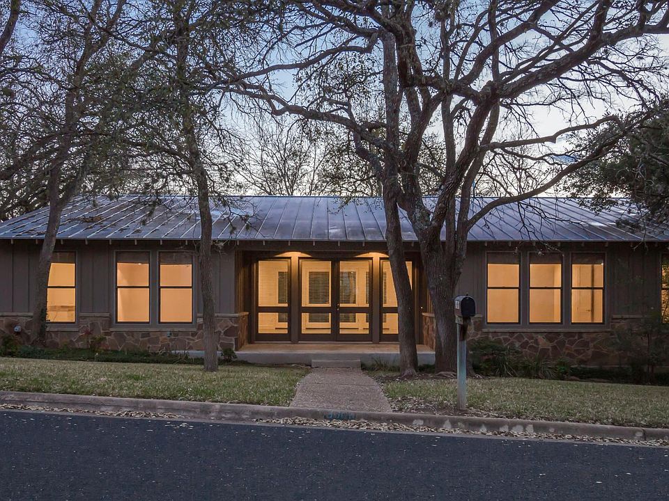 1st image of 3609 Brownwood Dr