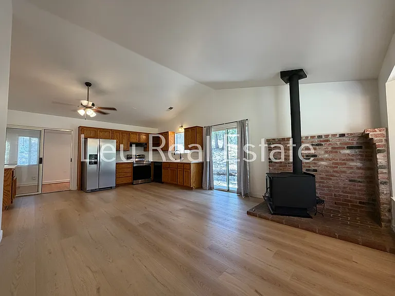 2598 Running Deer Rd — Photo 10