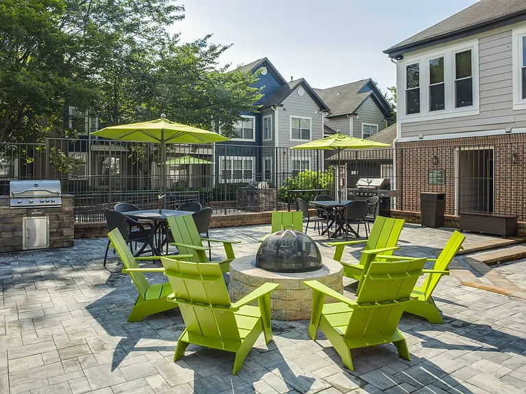 Heritage at Waters Landing — Photo 30