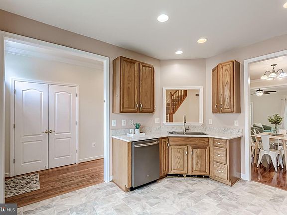 5th image of 15348 Bronco Way
