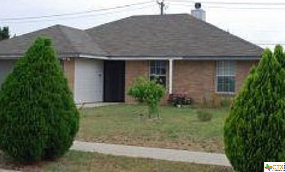 1st image of 3901 Roundrock Dr