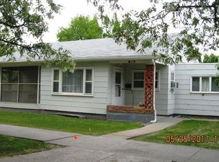 615 S Prairie Ave, Miles City, MT 59301