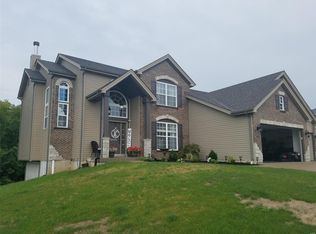 3014 Strawberry Ridge Dr, Arnold, MO 63010