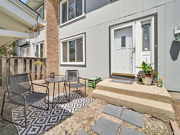 3rd image of 191 Acorn Ln