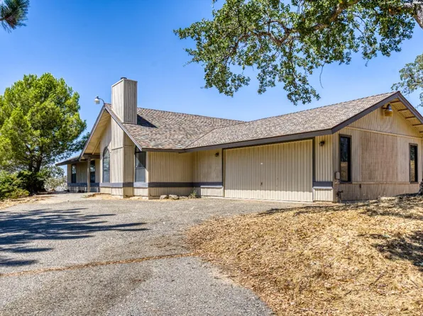 30568 Sentinel Dr, Coarsegold, CA 93614