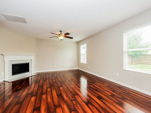 5th image of 3444 Axelwood Dr