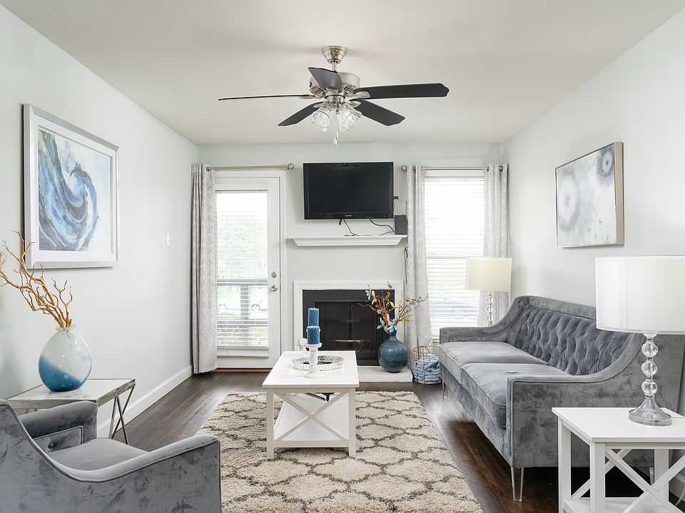 Pearl - One Bedroom
