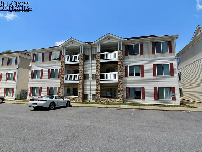 2311 University Commons Dr — Photo 2