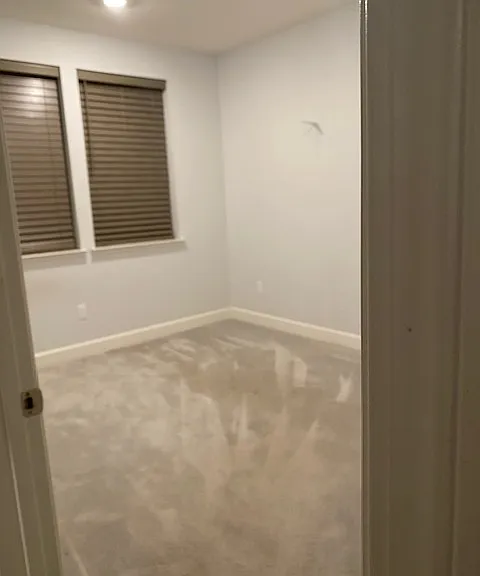 19 Lisbon Ln — Photo 5