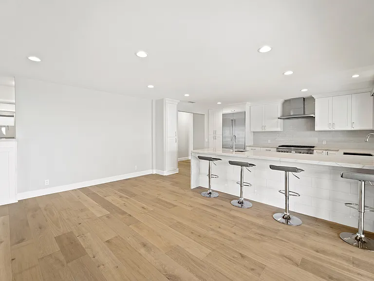 5821 Corral Way — Photo 10