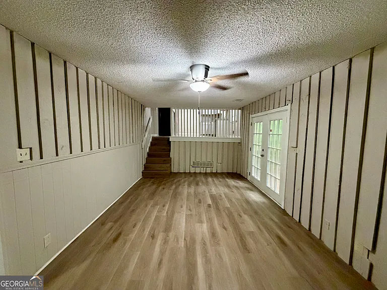 5776 Windermere Ct — Photo 11