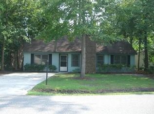 139 Colonial Cir, Murrells Inlet, SC 29576