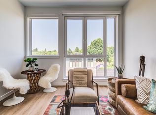 Division 29, Portland, OR 97202