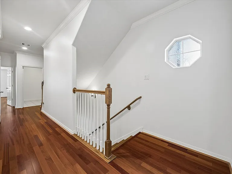 7608 Janak Dr — Photo 13