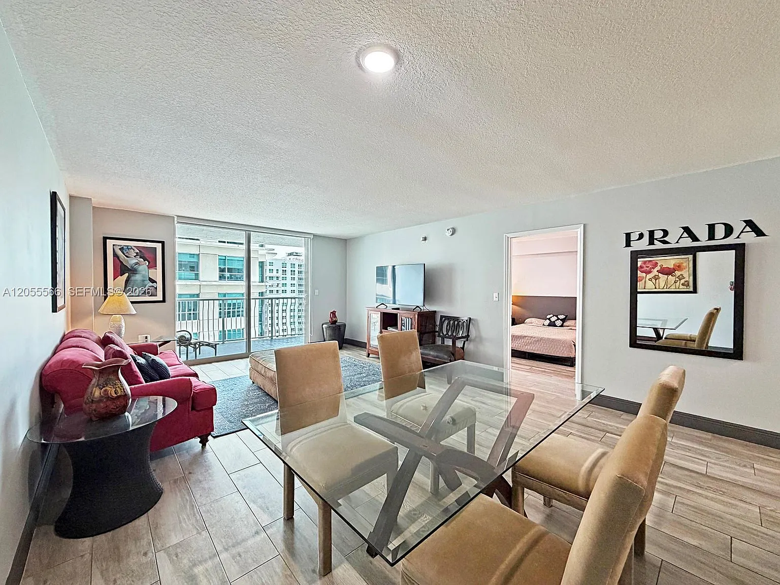 The Club At Brickell Bay — Photo 4