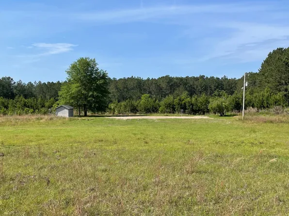 687 Bell Rd, Brooklet, GA 30415