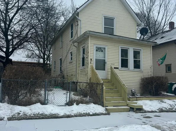 1112 Ballard St, Lansing, MI 48906