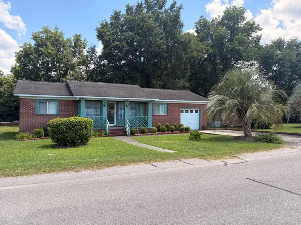 71 Canna St, Barnwell, SC 29812