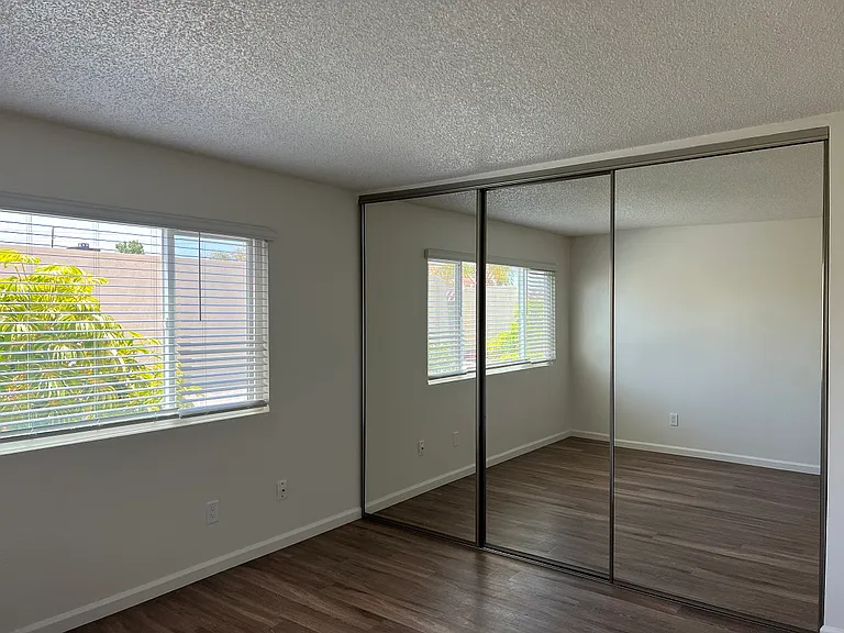 2155 Felspar St — Photo 15