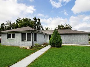 806 Burke Rd, Pasadena, TX 77506