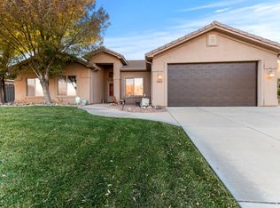 992 S Peachtree Dr, Toquerville, UT 84774