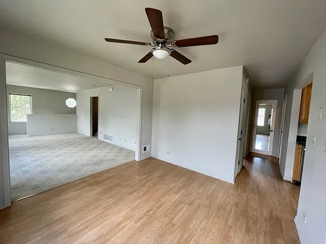 836 N Loomis St #B — Photo 7