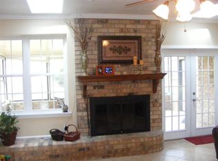 6923 Kitty Hawk Dr, Pensacola, FL 32506