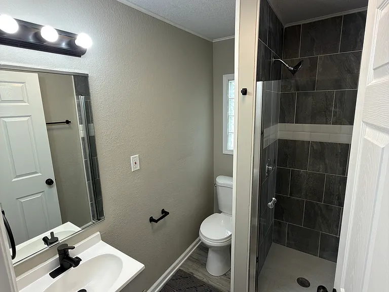 1412 N Harris Ave — Photo 19