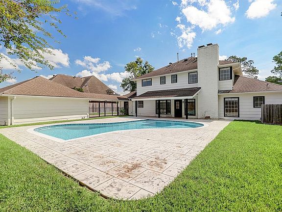 2nd image of 1306 E Vistawood Dr