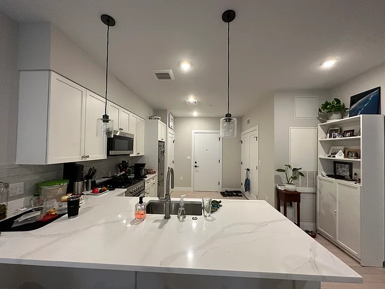 197 Green St #319D — Photo 7