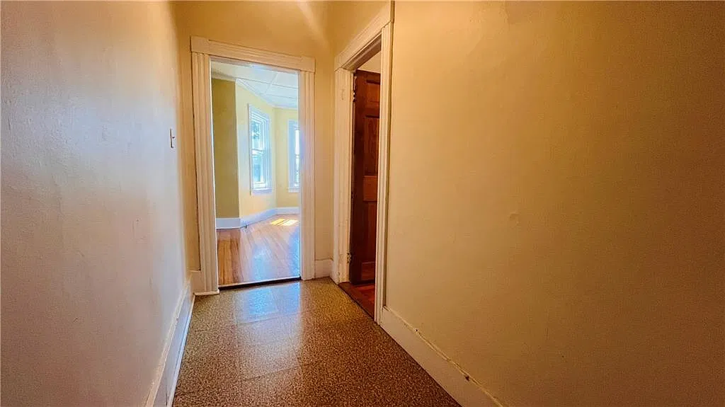 2 bed, 1180 sqft, $2,200 — Photo 4