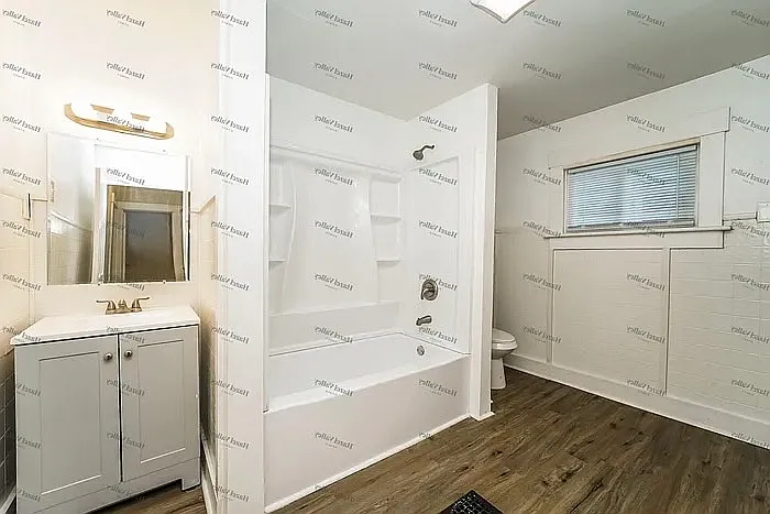 191 Gale St #1 — Photo 7