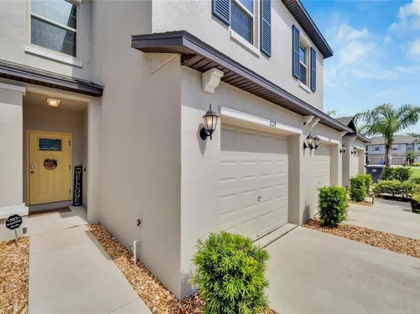 624 Royal Empress Dr, Ruskin, FL 33570