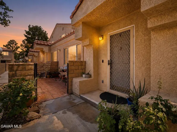 43465 30th St W Unit 1, Lancaster, CA 93536