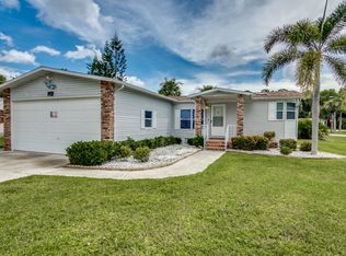 10814 Moss Creek Ct #39-C, North Fort Myers, FL 33903