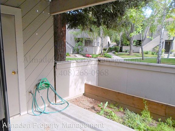 3rd image of 694 Cassaday Ct