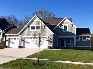 3113 Lowingside Dr, Jenison, MI 49428