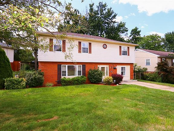2nd image of 927 Yarger Dr