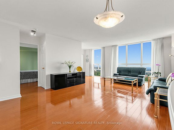 3rd image of 205 Wynford Dr #2204