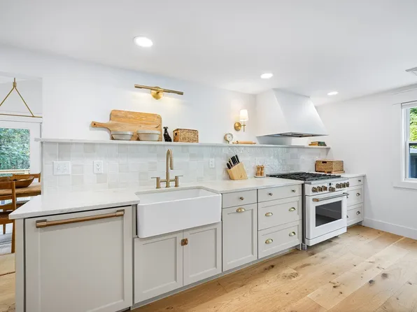 192 Westboro Rd, Upton, MA 01568
