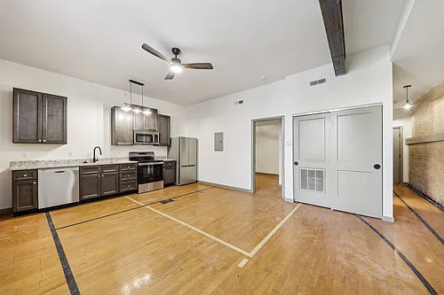 Carondelet Lofts Photo 1