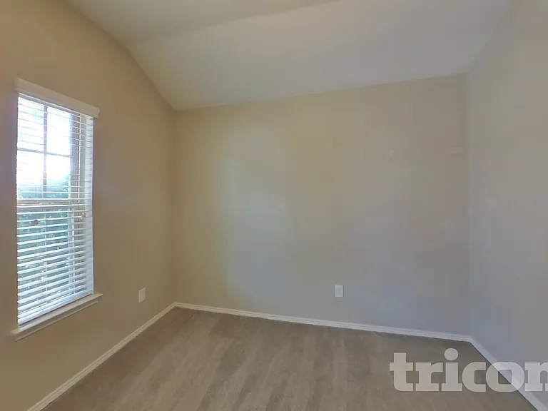 529 Cheyenne Dr — Photo 10